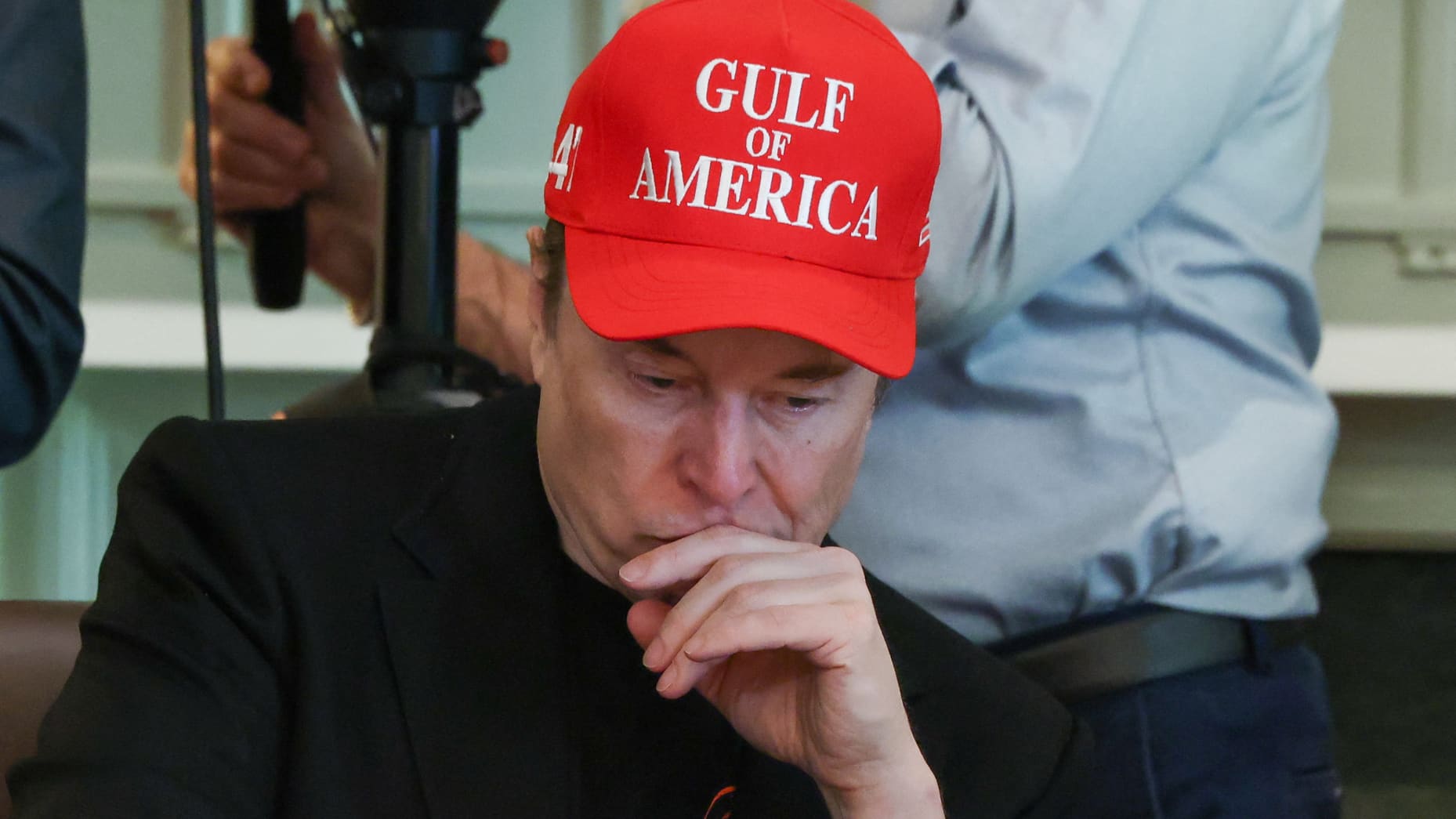 108138817 17460321382025 04 30t160919z 826390735 rc2g8eahi00t rtrmadp 0 usa trump